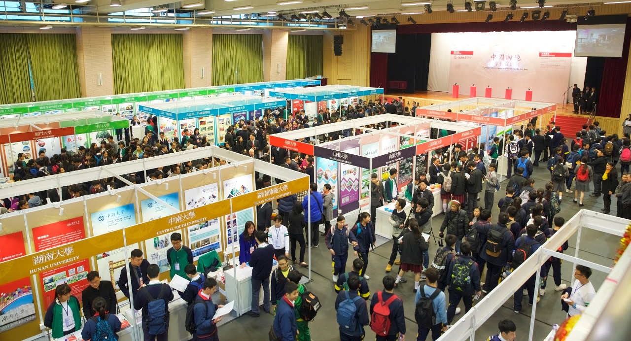 A exposição tem a participação de muitos estudantes