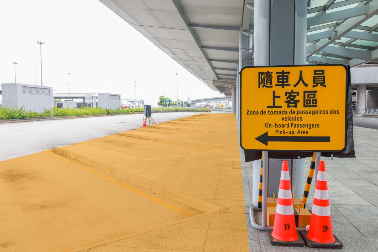 港珠澳大橋澳門口岸出境隨車人員驗放廳於9月23日啟用(圖六)
