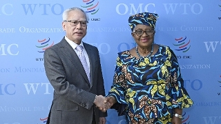 The Chief Executive, Mr Sam Hou Fai, arrives in Geneva, Switzerland, and visits the World Trade Organization (WTO) to meet with WTO Director-General, Dr Ngozi Okonjo-Iweala.