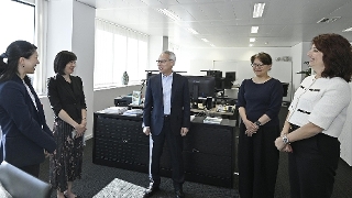 The Chief Executive, Mr Sam Hou Fai, visits the Macao Economic and Trade Office to the European Union in Brussels, Belgium.