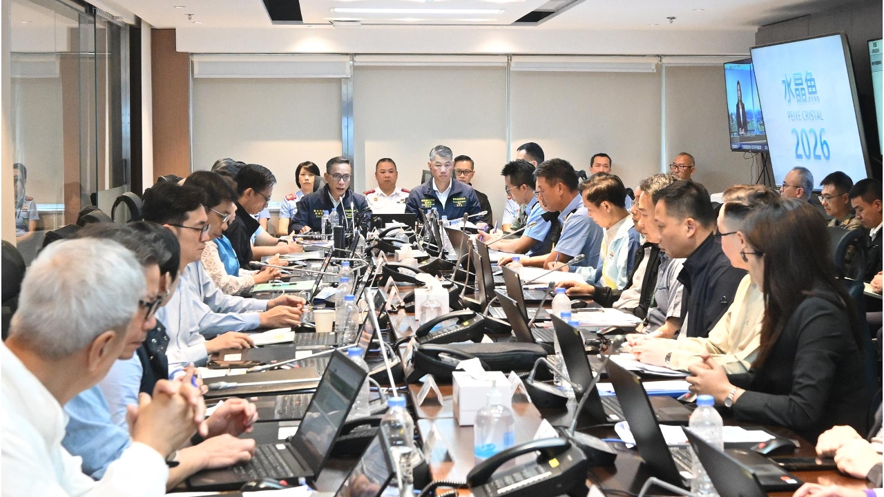 “水晶魚2026”民防演習－保安司司長、聯合行動指揮官陳子勁總結演習成效。