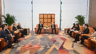 The Chief Executive, Mr Sam Hou Fai, meets with the Chairman of the 13th Asia-Pacific Economic Cooperation Tourism Ministerial Meeting and Minister of Culture and Tourism of the People's Republic of China, Mr Sun Yeli, in Macao.