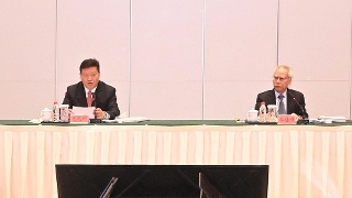 Décima reunião da Comissão de Gestão da Zona de Cooperação Aprofundada entre Guangdong e Macau na Zona de Cooperação em Hengqin.