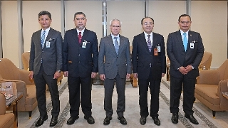 行政长官岑浩辉转抵马来西亚吉隆坡继续外访行程。