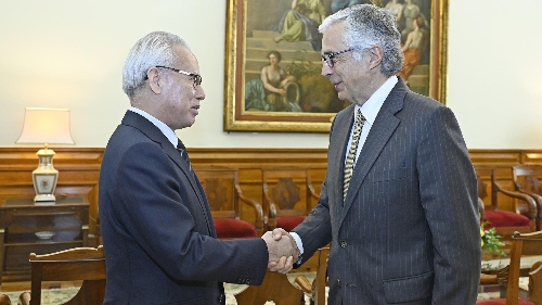 行政长官岑浩辉拜会葡萄牙议会议长阿吉亚尔-布兰科