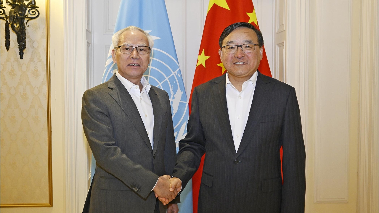 行政長官與中國常駐聯合國日內瓦辦事處和瑞士其他國際組織代表賈桂德會面