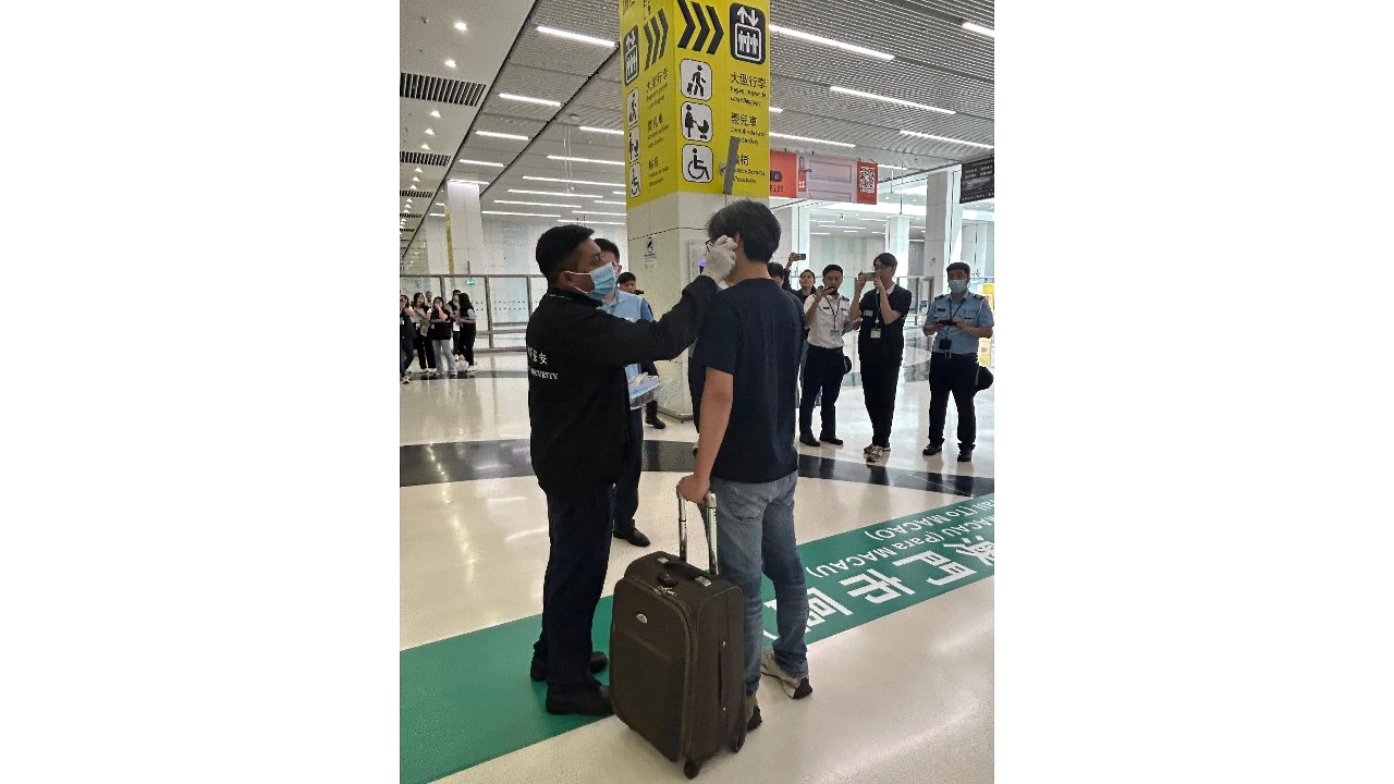 卫生局加强对埃博拉病毒病的防控工作   呼吁医疗机构与居民提高警觉