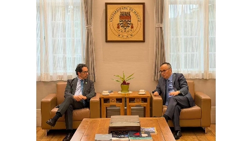Rector of University of Barcelona visits UM to strengthen collaboration