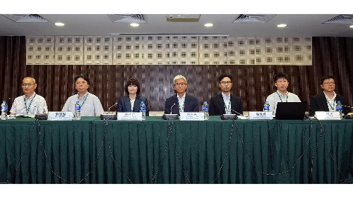 工務局辦建築業界座談會講解新法及部門重組後業務安排