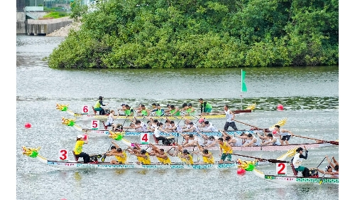 “2026澳娛綜合澳門國際龍舟賽” 小龍賽澳娛綜合金禧A隊及澳娛綜合蓮花A隊稱王封后 文體聯動推廣龍舟運動節慶文化
