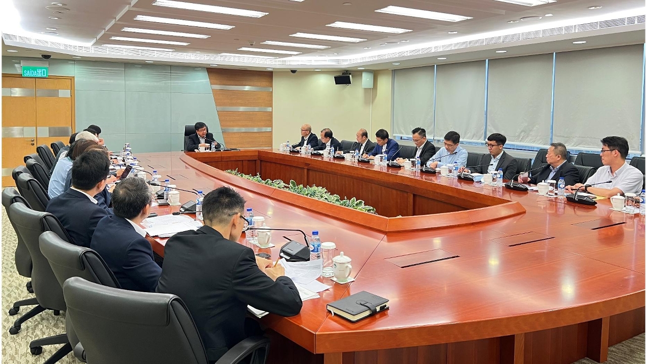 政府擬建老舊樓宇資料庫推動“三無大廈”治理