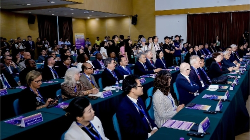 Using education as a platform: Forum for Rectors of Higher Education Institutions of China and Portuguese-Speaking Countries facilitates understanding of internationalisation of Macao‒Hengqin higher education among Lusophone countries