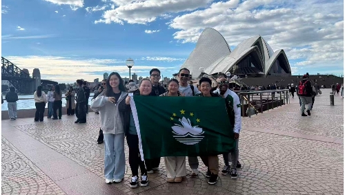 澳旅大师生代表队于澳洲全球技能挑战赛喜获佳绩 餐厅服务项目勇夺银奖