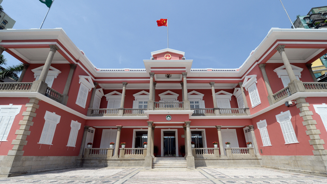 国务院副总理丁薛祥接见澳门师生
行政长官岑浩辉感谢中央关爱