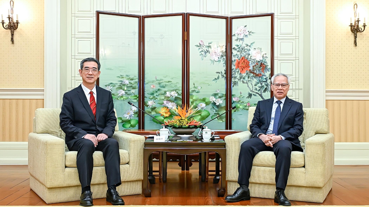 行政長官岑浩輝與最高人民法院政治部主任孫鎮平會面
