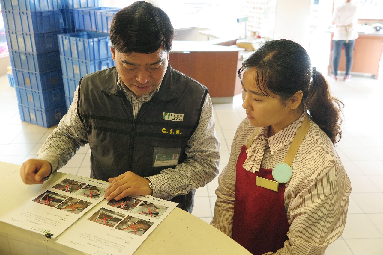 走訪手信商店教育食安及環境衛生管理