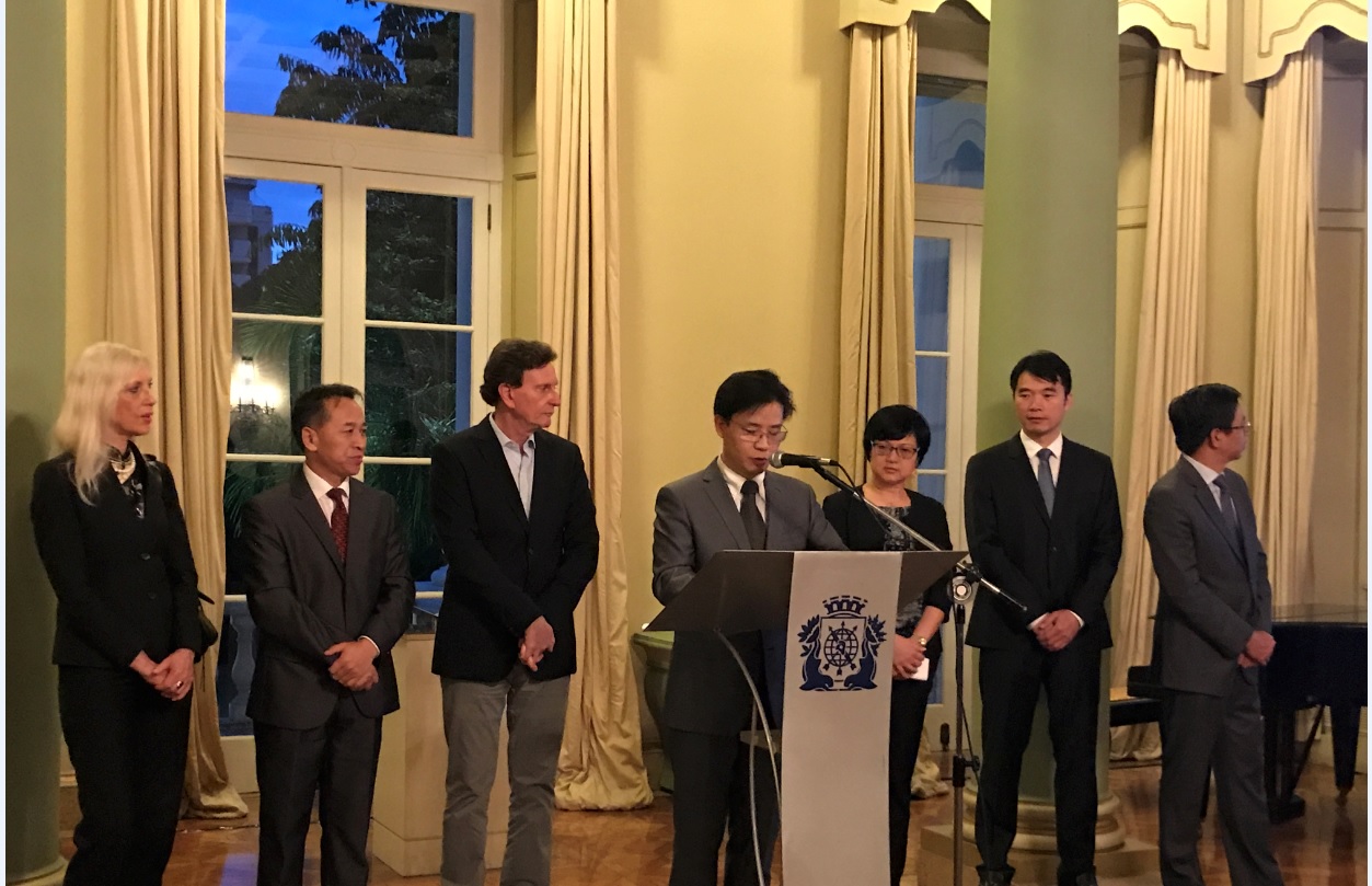 丁恬副秘書長在活動上致辭
