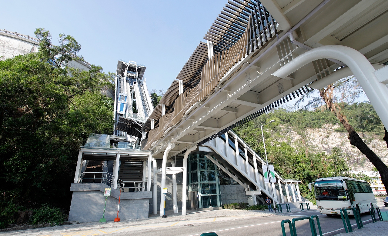 O elevador inclinado entra em funcionamento neste domingo.