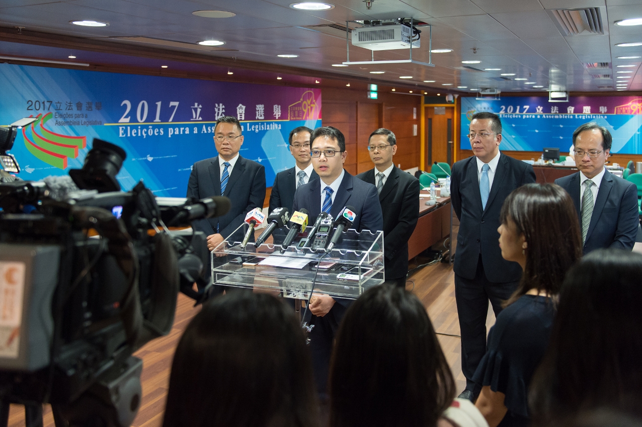 The Chairman of the Electoral Affairs Commission for the Legislative Assembly Election, Mr Tong Hio Fong, speaks to reporters.