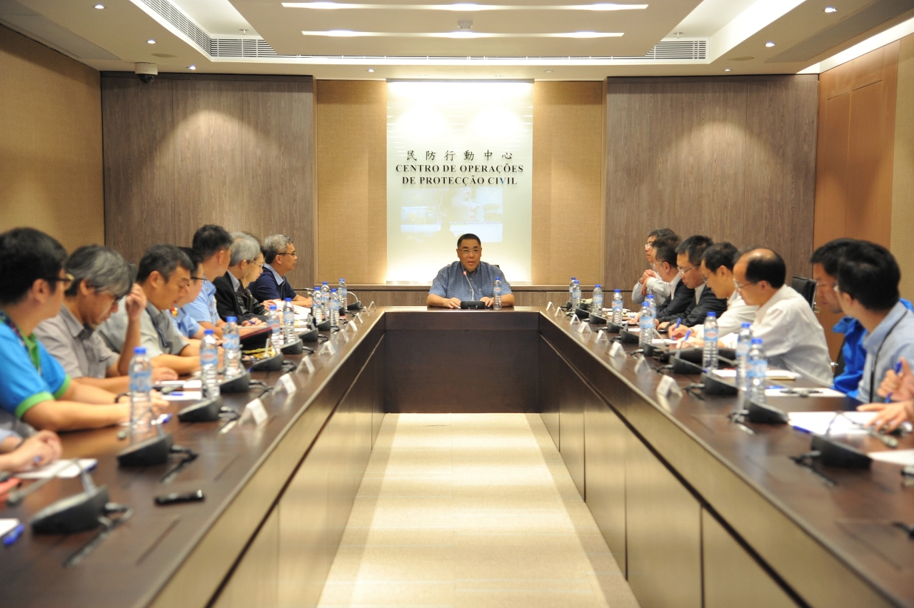 The Chief Executive, Mr Chui Sai On, convenes a meeting at the Civil Protection Action Centre to direct emergency measures in response to Typhoon Pakhar.