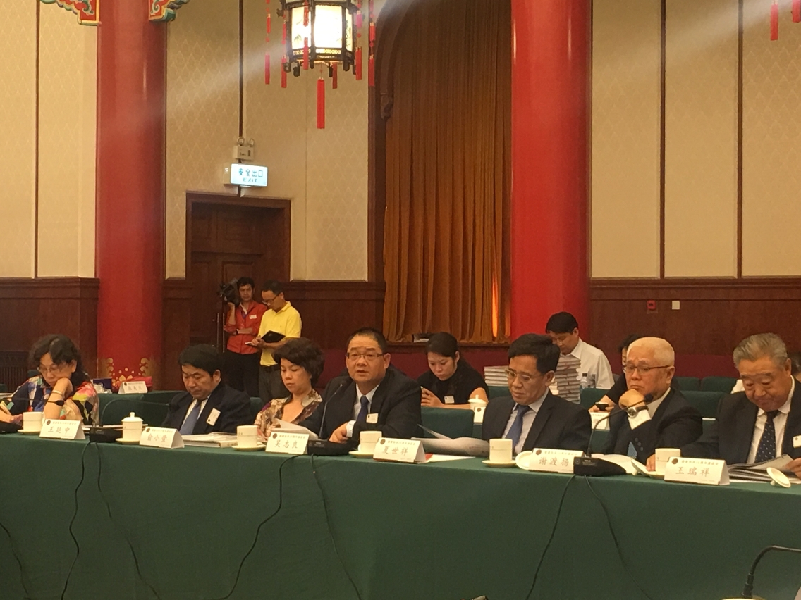 吳志良介紹澳門基金會參與項目的成效