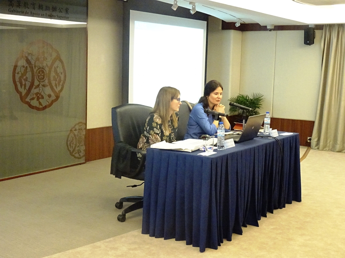 Representantes da A3ES apresentaram o conteúdo da alteração da “Orientação sobre a Revisão dos Cursos”