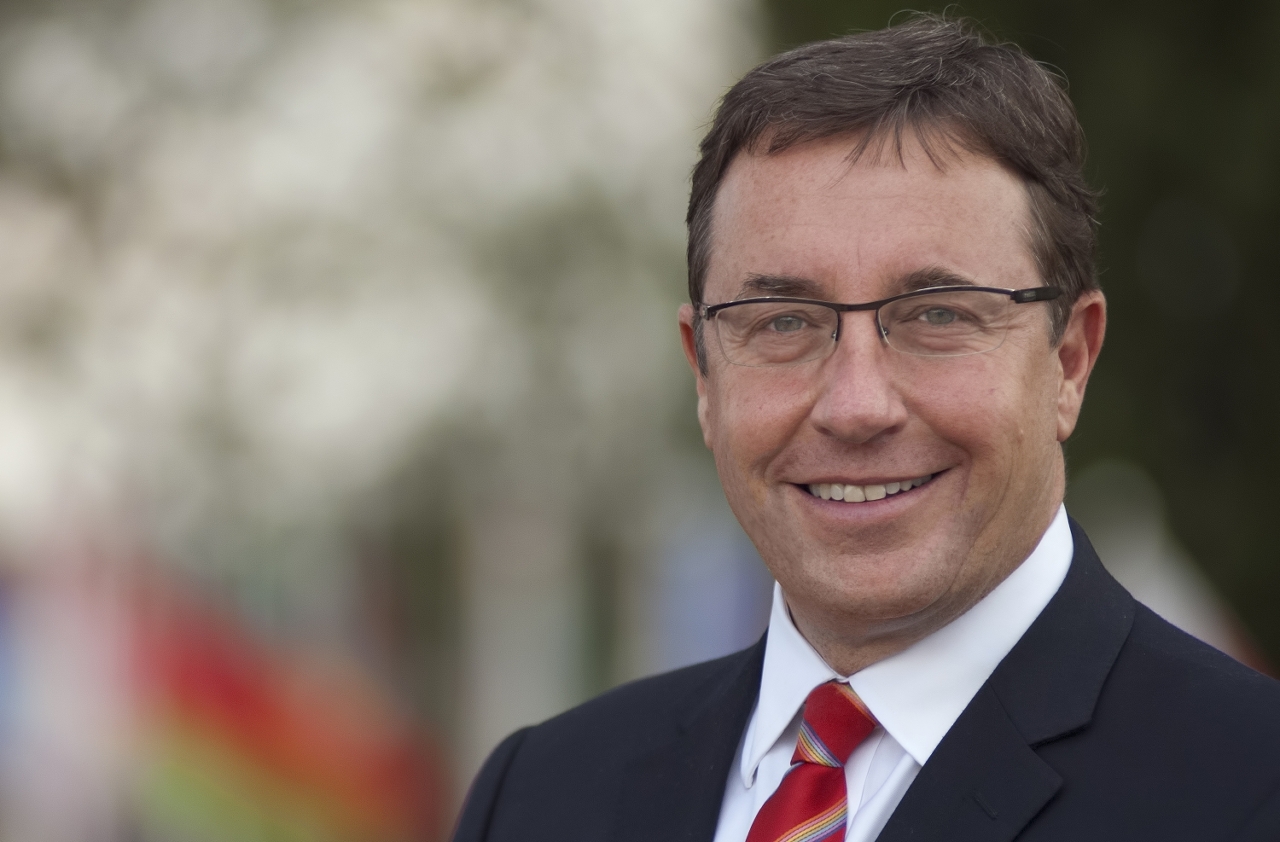 Dr. Achim Steiner, antigo director executivo do Programa das Nações Unidas para o Meio Ambiente, será o principal orador no MIECF 2017, que desempenha actualmente funções de vice-presidente internacional do CCICED.