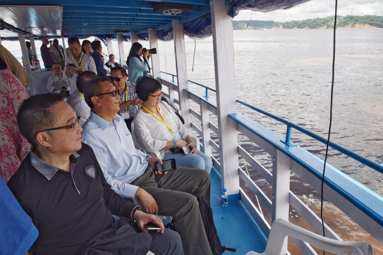 Delegação Pan-Delta visita projectos de conservação do Rio Amazonas