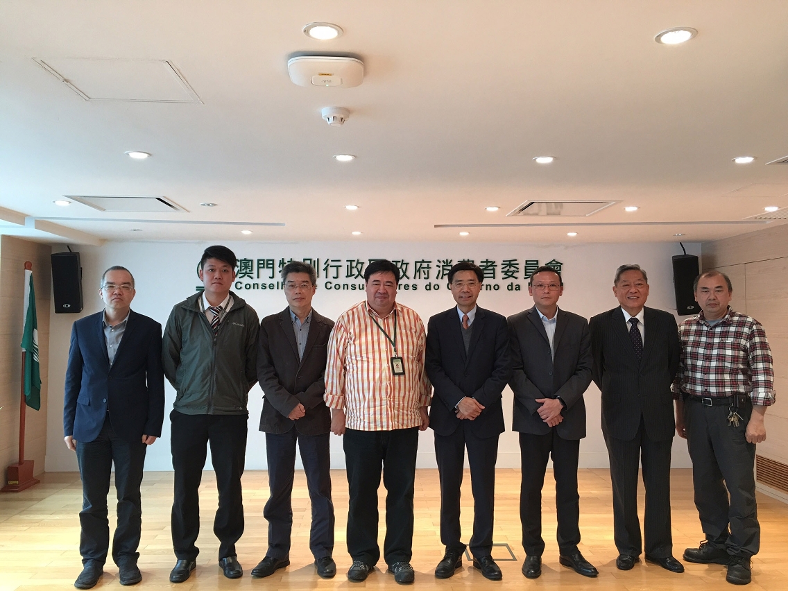 Consumer Council and the F&B industry met up to discuss about enhancing information in food price list
