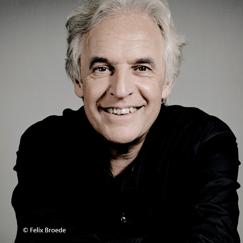 Hungarian conductor Gilbert Varga
