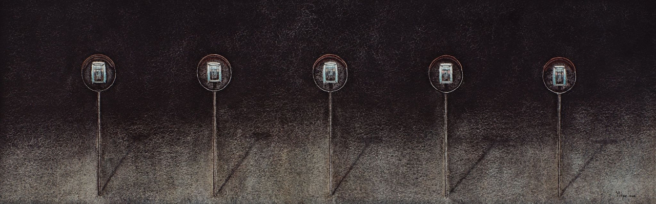 蘇文樂兩幅入選畫作“Which Payphone is Ringing?”及“Which Mirror Reflects the Ringing Payphone?”