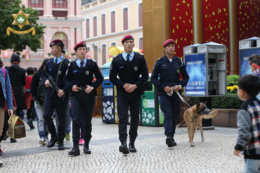 加派特警在旅遊區巡邏
