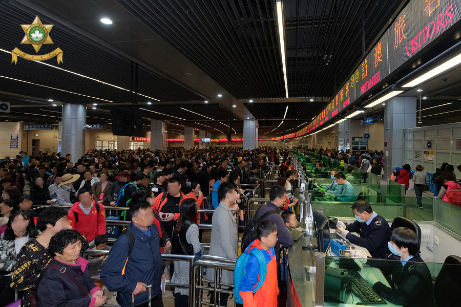 加開櫃檯疏導旅客
