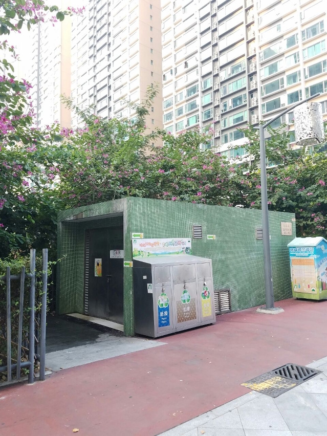 環保局今年內於50個公共垃圾房設廢舊電池收集點。