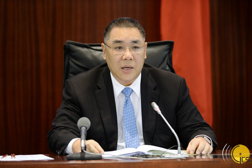 The Chief Executive, Mr Chui Sai On, delivers the Policy Address for the Fiscal Year 2017 during a plenary session of the Legislative Assembly.