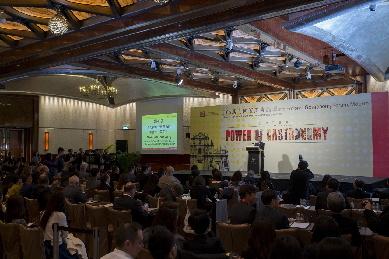 Forum gathers over 200 delegates, including representatives of 17 city members of UNESCO Creative Cities Network