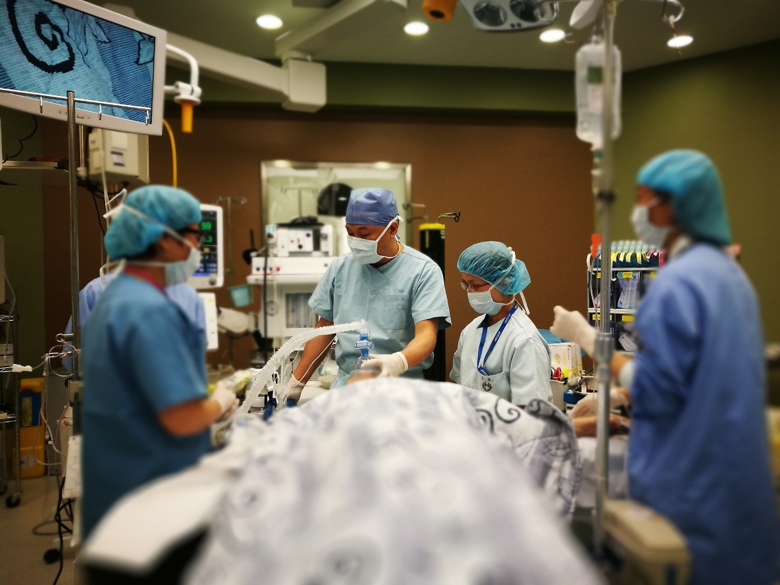 The kidney transplant operation took place with assistance from the First Affiliated Hospital of the Sun Yat-sen University.