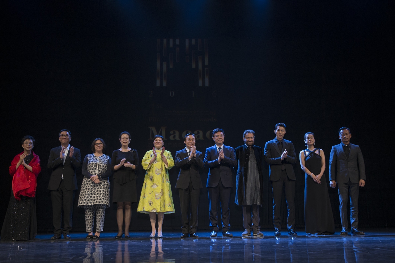 Convidados de honra presidem à cerimónia de abertura do IFFAM