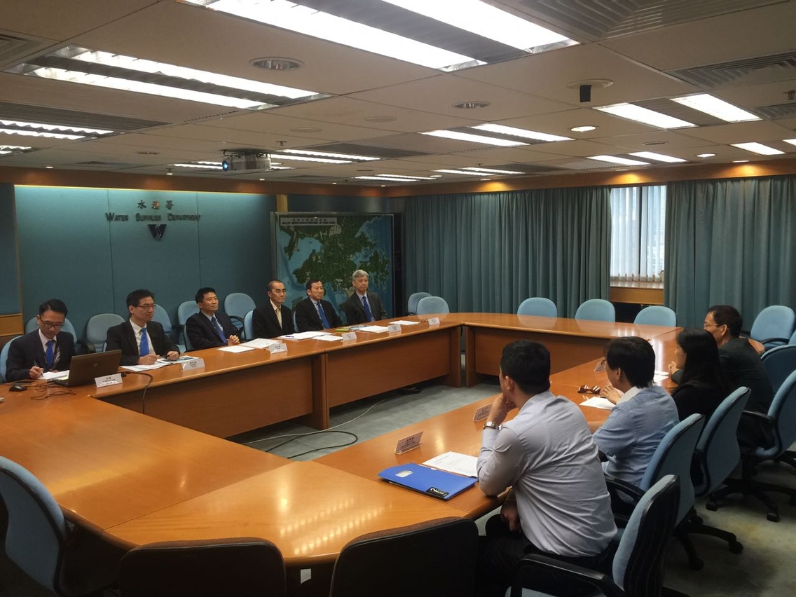 海事及水務局訪香港水務署