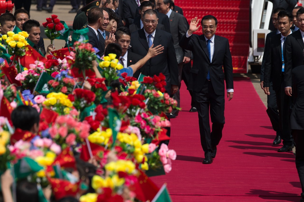 Primeiro-ministro do Conselho do Estado chega a Macau