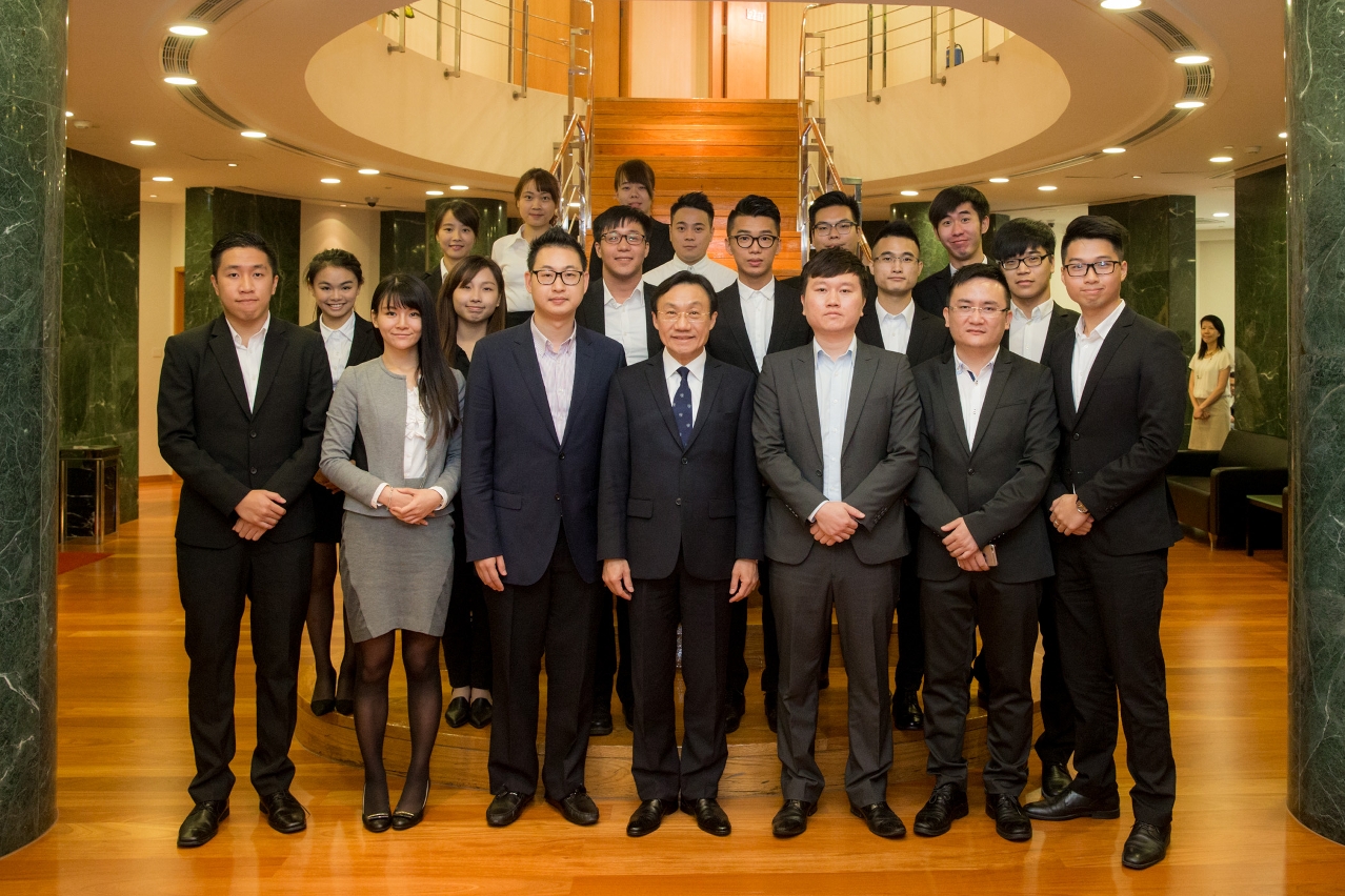 Secretário para os Assuntos Sociais e Cultura, Doutor Alexis Tam, reuniu-se com a Chinese Youth Advancement Association