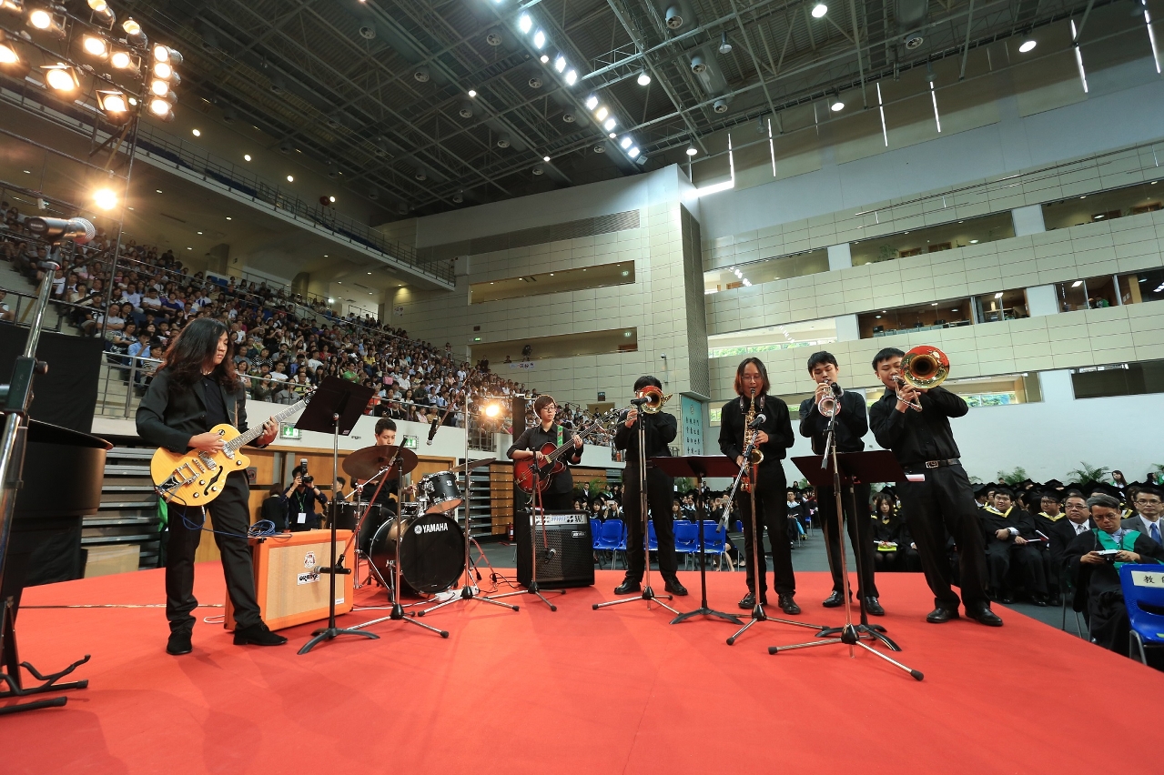 Performance by teachers and students