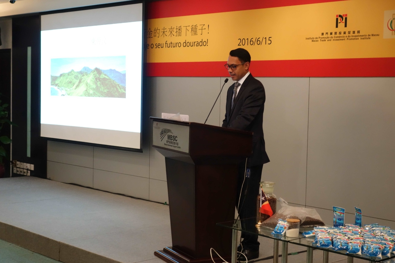 Intervenção do Delegado de Timor-Leste junto do Secretariado Permanente do Fórum para a Cooperação Económica e Comercial entre a China e os Países de Língua Portuguesa (Macau), Dr. Danilo Henriques, sobre o ambiente de investimento e de negócios em Timor-Leste