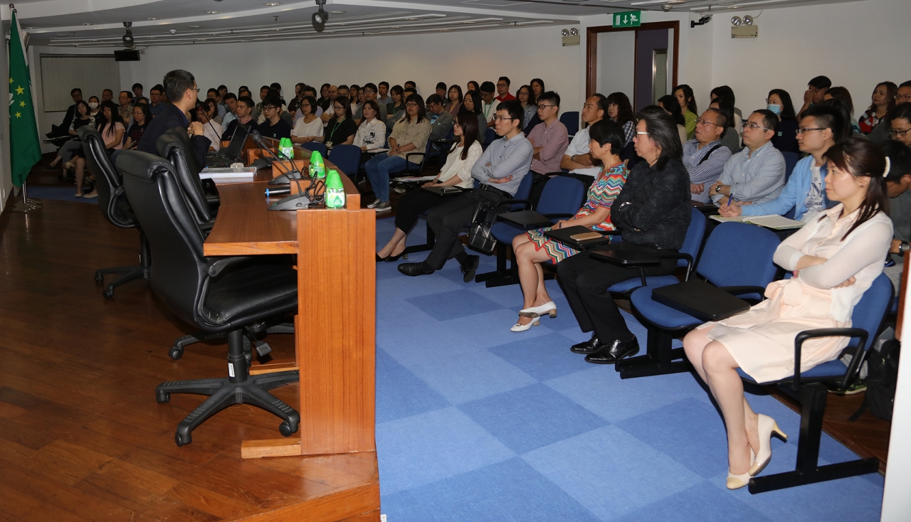 O panorama da participação dos funcionários da DSF na palestra de aquisição de bens e serviços