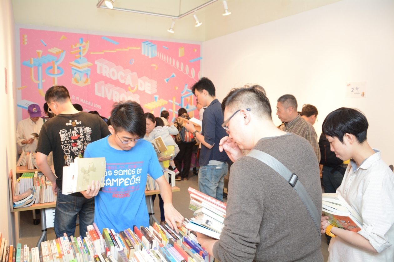 市民可把家藏好書送往文化局轄下各圖書館。
