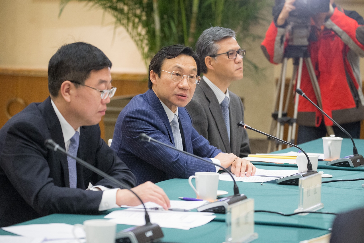 澳門特別行政區政府社會文化司司長譚俊榮作開場發言