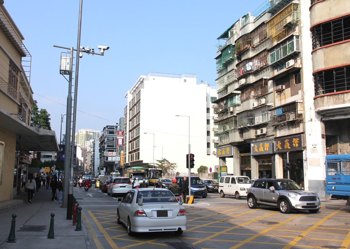 新馬路與巴素打爾古街交界增視頻系統助監察交通情況