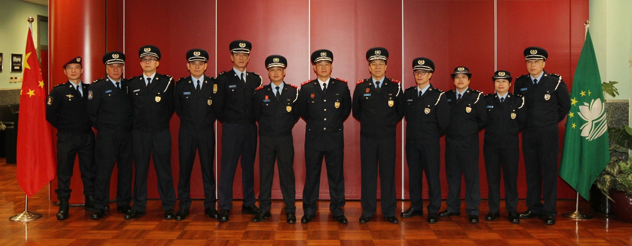 治安警9名警務人員獲晉升警長