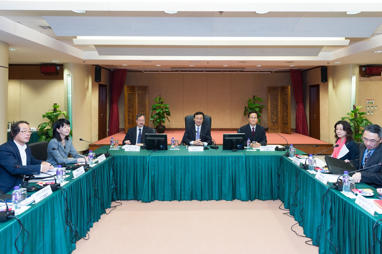 譚司長主持禁毒委員會全體會議