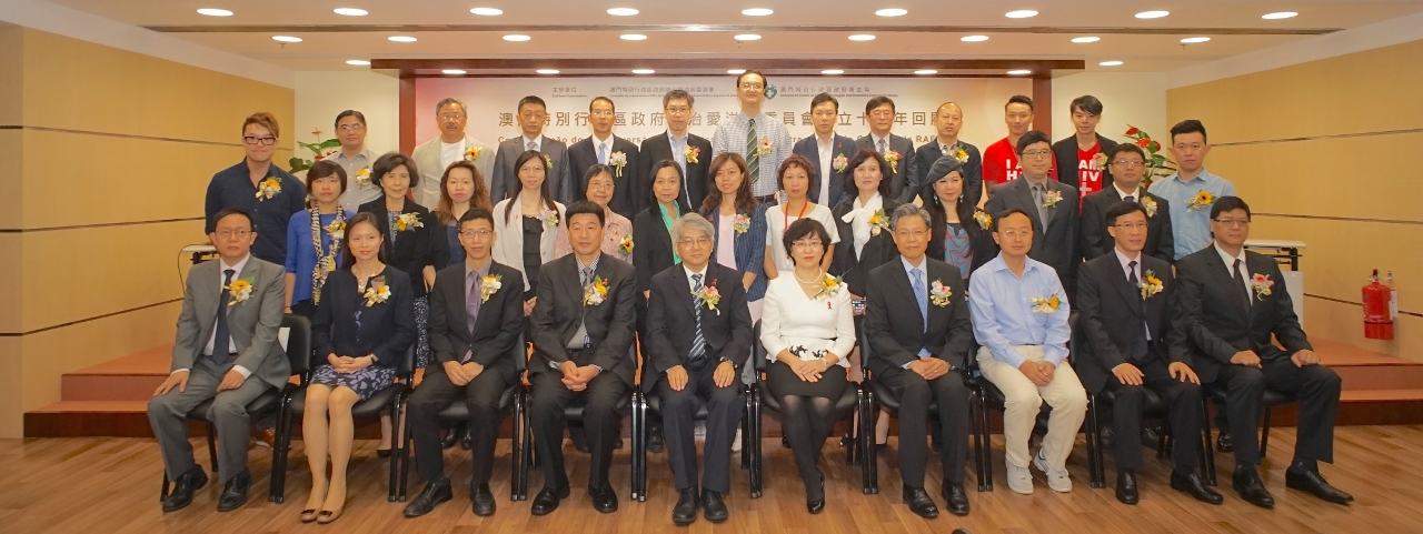 衛生局局長李展潤出席了論壇